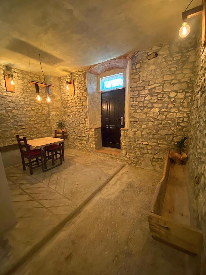 Mondo Pazzo Ruota Εξωτερικό φωτογραφία